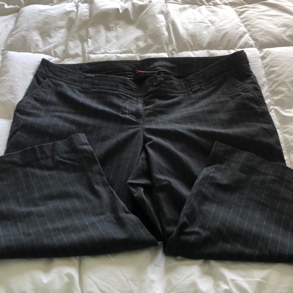 torrid Pants - Torrid Wide Leg Pinstripe Capri Pants